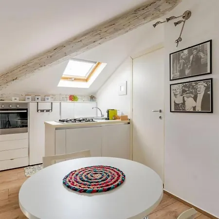 In Pieno Centro - 600mt Dall'ariston E Dalla Apartamento